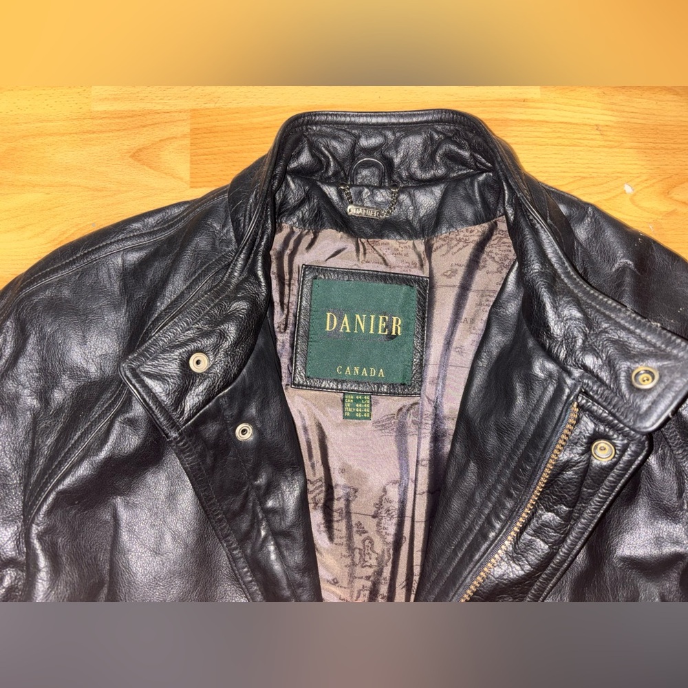Danier Men's Black Leather Jacket - Large - Picture 1 of 3